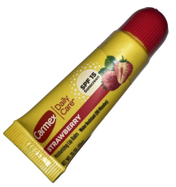 Carmex Daily Care SPF 15 Sunscreen Moisturizing Lip Balm - Strawberry (10g)